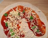 A picture of step 3 of Foldover pizza.