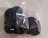 Foto langkah ke 1 dari resep Puding Lapis Oreo Coklat.