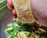 Foto del paso 2 de la receta: 131. Tartar de Salmón Ahumado y Aguacate