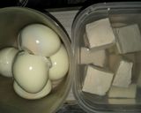 Foto langkah ke 1 dari resep Telur bulat bumbu merah (telurnya tanpa digoreng).