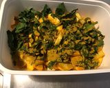 Une image de l'étape 5 de Courgette orange au céleri branche et curry.