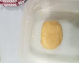 Foto langkah ke 2 dari resep Bolen Pisang Cokelat Keju.