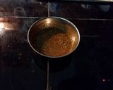 Foto del paso 3 de la receta: Bifes a la plancha de hierro y nidos de cebolla con papas a la española (versión propia)
