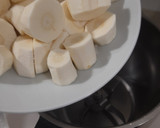 Foto del paso 2 de la receta: Crema de chirivía y manzana (Thermomix)