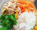 Hình bước làm 6 của món Gỏi gà chôm chôm