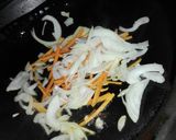 Foto del paso 6 de la receta: Fideos salteados al wok!