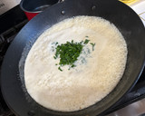 A picture of step 3 of Creamy Garlic Chicken & Mushroom Linguine.