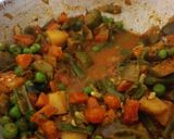A picture of step 5 of Winter special sabzi.
