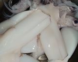 Foto langkah ke 1 dari resep Cumi Saus Padang.