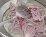 A picture of step 1 of مصالحہ بھنڈی.