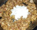 A picture of step 5 of Puff chicken bread.