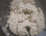 A picture of step 1 of Dahi Bhalle.