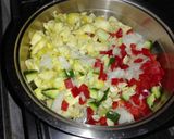 Foto del paso 1 de la receta: Zapallitos Rellenos al gratén!!