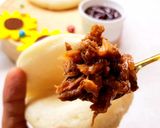 A picture of step 17 of BBQ Chicken Bao.