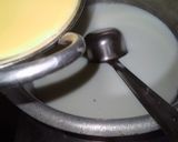 A picture of step 2 of Custard sharbat.
