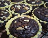 Foto langkah ke 5 dari resep Chocochip Cashew Brownie Pie.