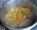 Foto del paso 8 de la receta: Cordero guisado en salsa reducida de dos cebollas con pasas