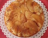 Foto del passaggio 5 della ricetta Torta soffice di mele (rovesciata)