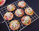 બિસ્કીટ પીઝા (Biscuit Pizza Recipe In Gujarati) રેસીપી સ્ટેપ4ફોટો