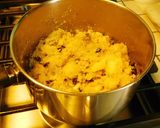 A picture of step 3 of Mango kesari.