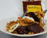 Foto langkah ke 8 dari resep Mie Goreng Dendeng.