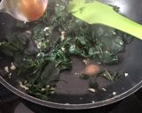 รูปขั้นตอนการทำที่ 2 ของ ผักโขม🌱ผัดไข่ อาหารคลีน