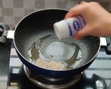 A picture of step 2 of Magic masala Muttor mushroom recipe.