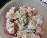 Foto del paso 1 de la receta: Jamoncitos de pollo adobado y asados en freidora de aire con papas arrugas