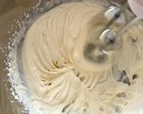 A picture of step 12 of Custard Cream Dorayaki.