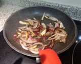 Foto del paso 1 de la receta Tostada de crema de morcilla y manzana caramelizada