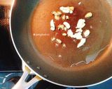A picture of step 1 of Beef Stir-Fry with Onions 🍛 🍚.