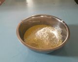 Foto langkah ke 5 dari resep Bolu Tape Singkong Lembut Tanpa Mixer.