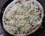 A picture of step 5 of Vegetable Pizza.