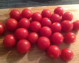 Foto del passaggio 1 della ricetta Gnocchetti di patate con gamberi argentini e pomodorini