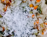 கோஸ் கேரட் பட்டாணி பொரியல் ரெசிபி ஸ்டேப் 3 புகைப்படம்