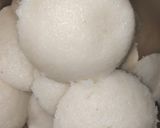 A picture of step 7 of Sooji idli.