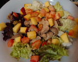 Foto del paso 5 de la receta: Melocotón 🍑 y frambuesa en ensalada 🥗