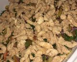 صورة لخطوة 3 من وصفة صينيـة شاورمـا لذيـذه 🤤✨