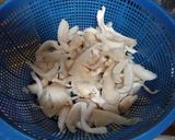 Foto langkah ke 1 dari resep Jamur Tiram crispy.
