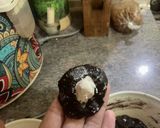 A picture of step 4 of Oreo snowball.