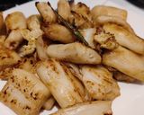 A picture of step 9 of Pan-Fried Rice Noodle Rolls with Eggs (酱油王炒腸粉).