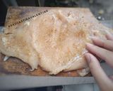Foto langkah ke 3 dari resep Simple Chicken Steak with Garlic-White Sauce (less oil).