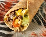 Foto del paso 6 de la receta: 🌮🍅🥬🌽Wraps integrales de carne y vegetales 🌽🥬🍅🌮