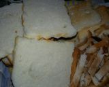 A picture of step 2 of Bread ki mithai.