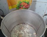 Foto langkah ke 1 dari resep Sup Bakso & Sayuran.