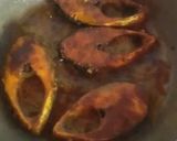 কড়া ইলিশ ভাজা রেসিপির ধাপ 2 ছবি