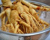Hình bước làm 1 của món Nhân sâm tươi ngâm mật ong