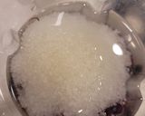 A picture of step 1 of Falsa Popsicle.