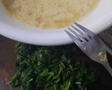 Foto langkah ke 1 dari resep Omelet Oat isi Ayam Bayam.