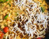 A picture of step 4 of Soft Tofu Cubes Vegetable Thukpa.